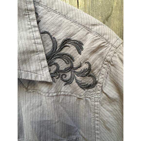 Guess - Men’s Button Down Shirt - Medium - Y2K Embroidered - Picture 3 of 8